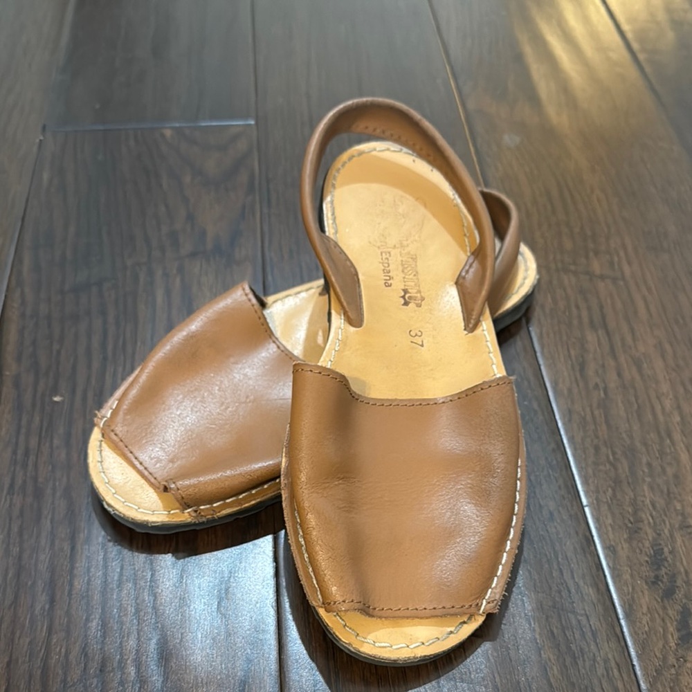 Brown Leather Mexican style Sandals women’s 37
